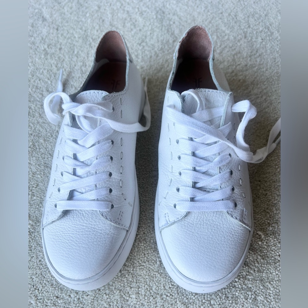 PRICE DROP! Frye Lena Low Lace Leather Sneakers - Size 5.5